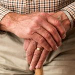 3 modi per migliorare la sicurezza dell’anziano in casa